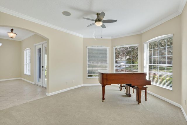 5250 E 1st Sq, Vero Beach, FL 32968