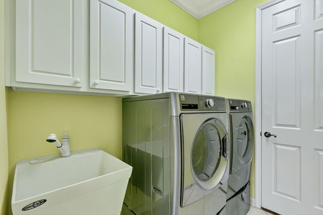 5250 E 1st Sq, Vero Beach, FL 32968