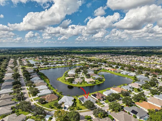 5250 E 1st Sq, Vero Beach, FL 32968