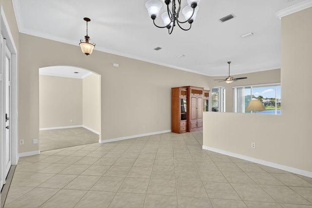 5250 E 1st Sq, Vero Beach, FL 32968