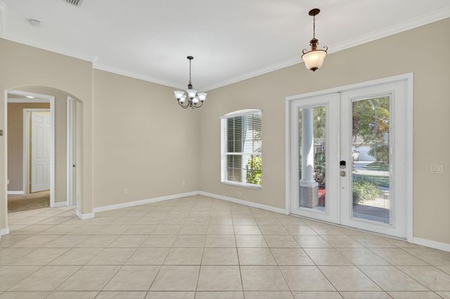 5250 E 1st Sq, Vero Beach, FL 32968
