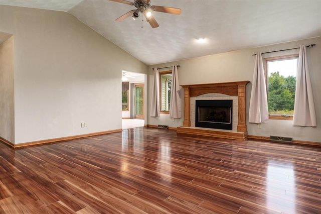 6582 Deer Isle Drive, Cherry Valley, IL 61016