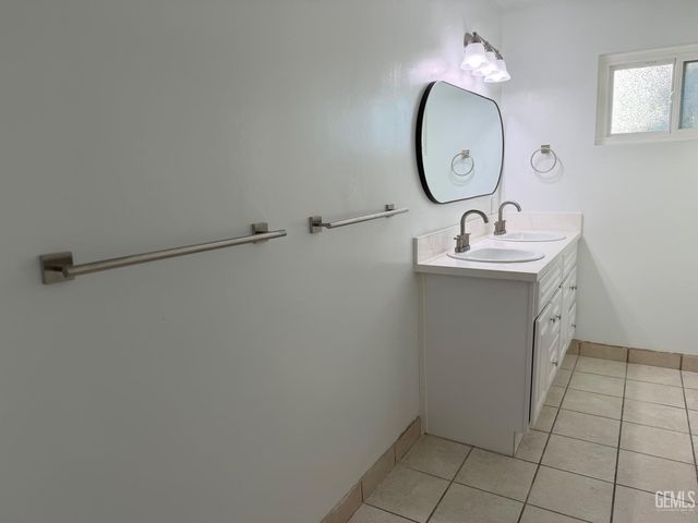 4209 Alexander Street, Bakersfield, CA 93307