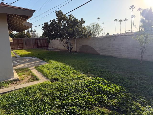 4209 Alexander Street, Bakersfield, CA 93307