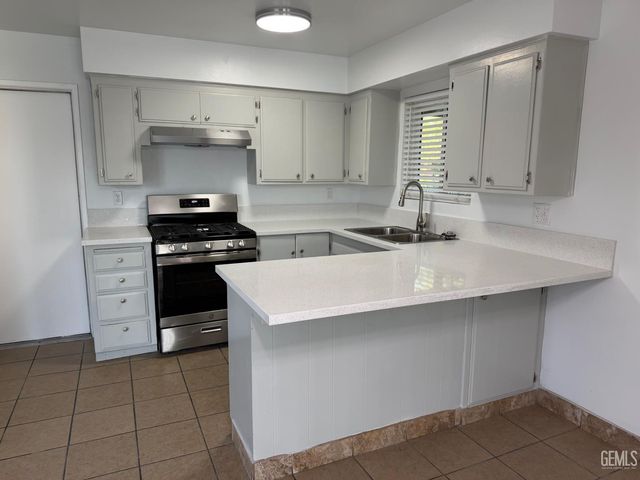 4209 Alexander Street, Bakersfield, CA 93307