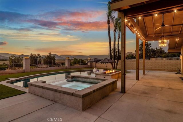 5813 Old Ranch, Riverside, CA 92504
