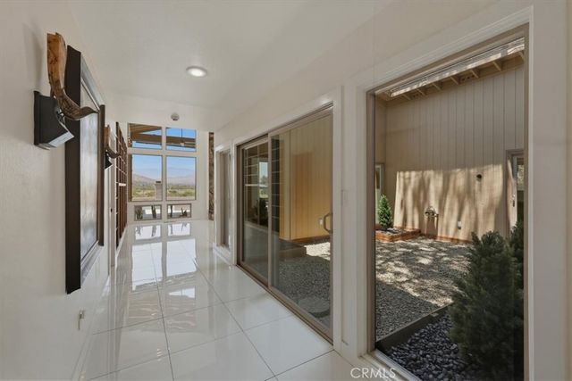 5813 Old Ranch, Riverside, CA 92504