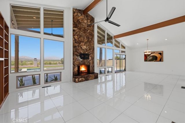 5813 Old Ranch, Riverside, CA 92504