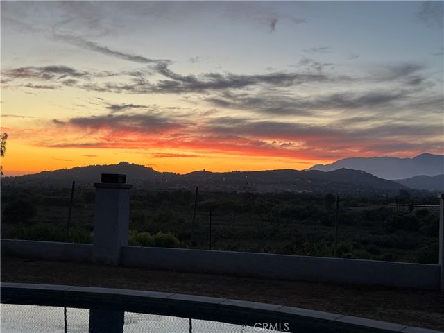 5813 Old Ranch, Riverside, CA 92504