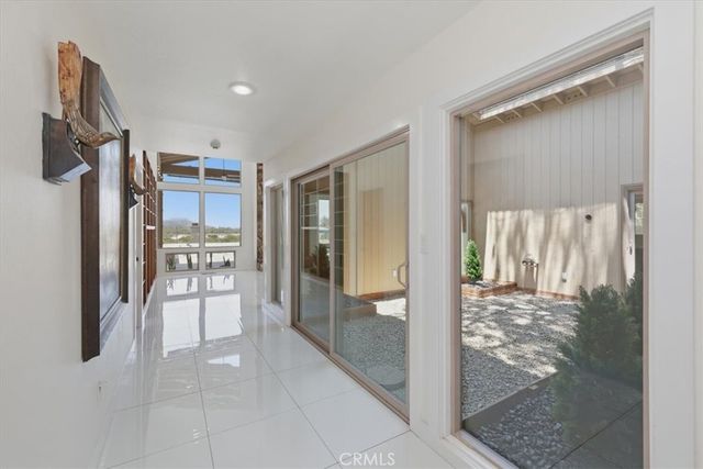 5813 Old Ranch, Riverside, CA 92504