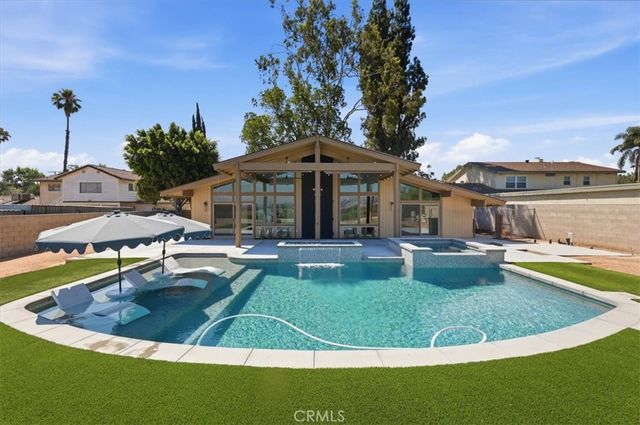 5813 Old Ranch, Riverside, CA 92504