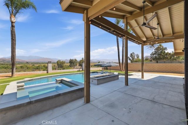 5813 Old Ranch, Riverside, CA 92504