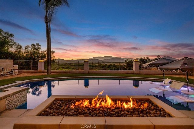 5813 Old Ranch, Riverside, CA 92504