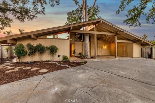 5813 Old Ranch, Riverside, CA 92504