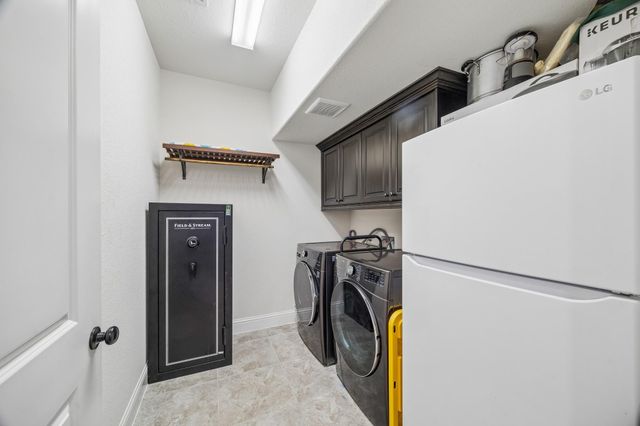 6031 Granite Shadow Lane, Porter, TX 77365