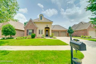 208 Rue De Frejus, Broussard, LA 70518