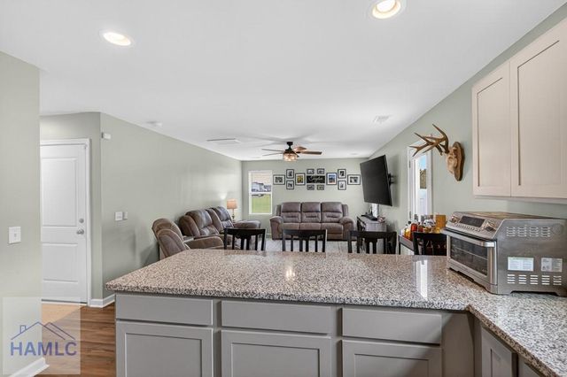 195 Tondee Way, Midway, GA 31320