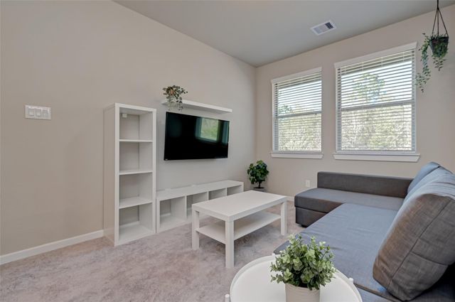 559 Long Leaf Pine Drive, Montgomery, TX 77316