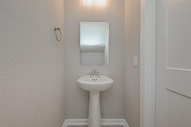 559 Long Leaf Pine Drive, Montgomery, TX 77316