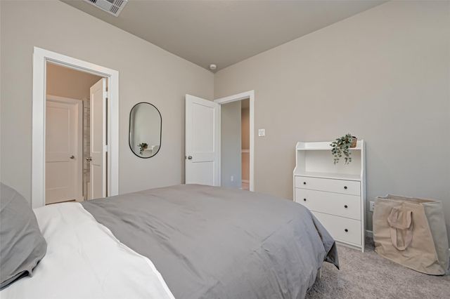 559 Long Leaf Pine Drive, Montgomery, TX 77316