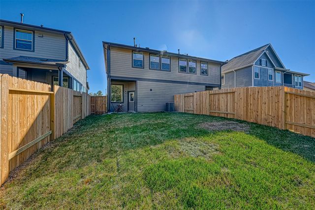 559 Long Leaf Pine Drive, Montgomery, TX 77316