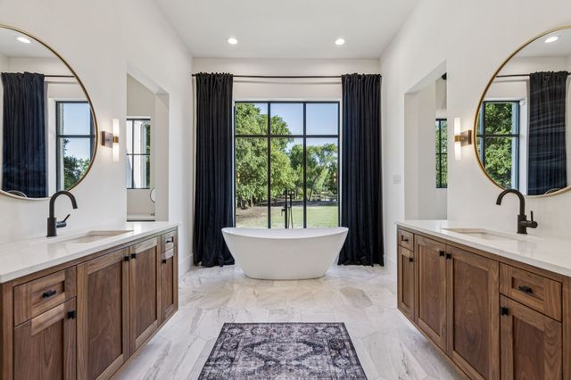 1890 Mcconnell Road, Gunter, TX 75058