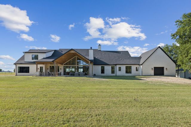 1890 Mcconnell Road, Gunter, TX 75058