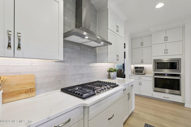 221 MARQUESA Circle, St. Johns, FL 32259