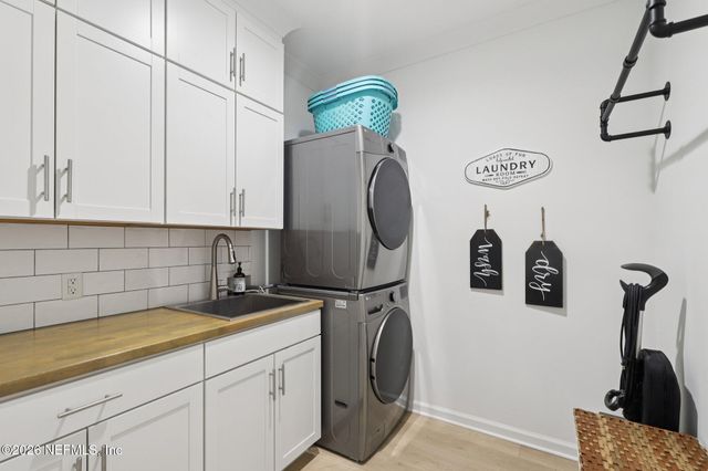 221 MARQUESA Circle, St. Johns, FL 32259