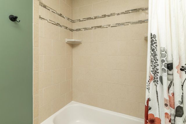 2509 W 140th Street, Burnsville, MN 55337