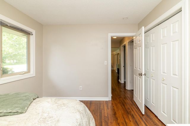 2509 W 140th Street, Burnsville, MN 55337