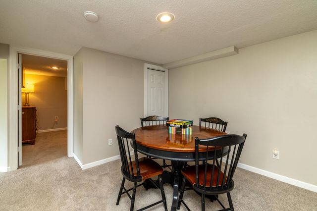2509 W 140th Street, Burnsville, MN 55337