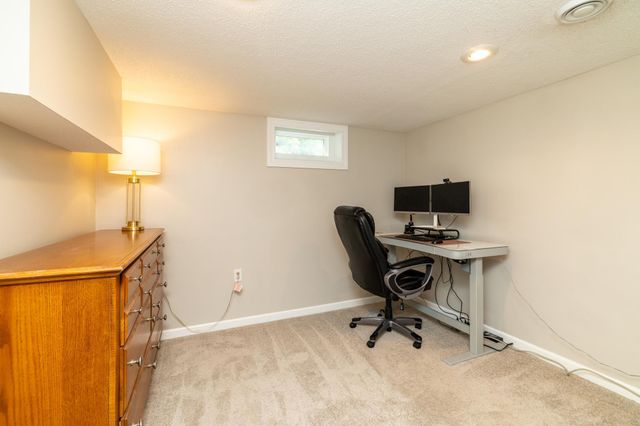 2509 W 140th Street, Burnsville, MN 55337