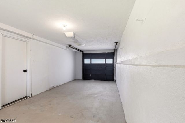 511 Locust Ave, Garwood Boro, NJ 07027