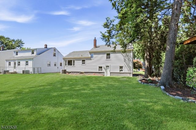 511 Locust Ave, Garwood Boro, NJ 07027
