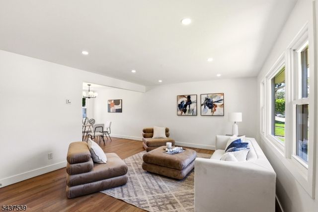 511 Locust Ave, Garwood Boro, NJ 07027