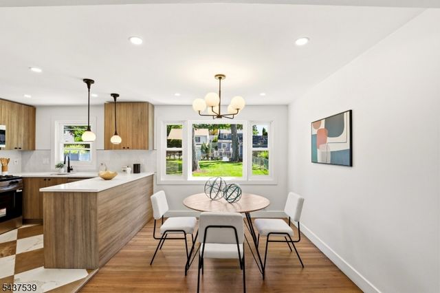 511 Locust Ave, Garwood Boro, NJ 07027