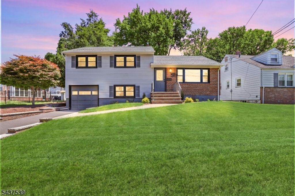 511 Locust Ave, Garwood Boro, NJ 07027
