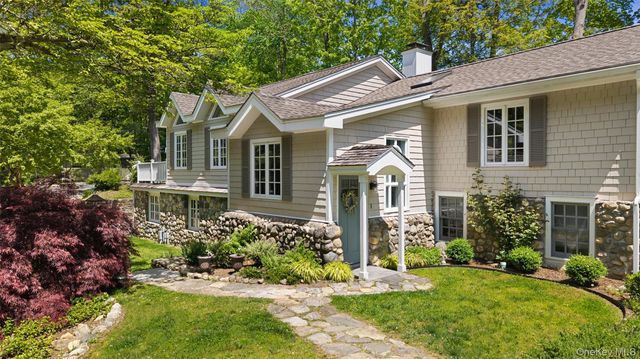 9 Lewis Road, Pound Ridge, NY 10576