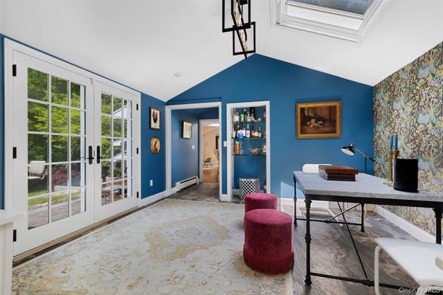 9 Lewis Road, Pound Ridge, NY 10576
