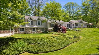9 Lewis Road, Pound Ridge, NY 10576