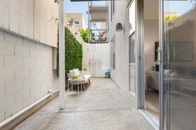 811 York St 131, Oakland, CA 94610