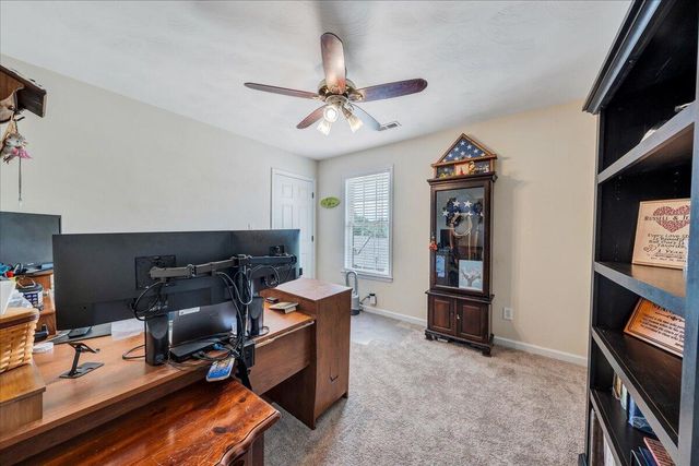1341 Crutchfield ST, Roanoke, VA 24019