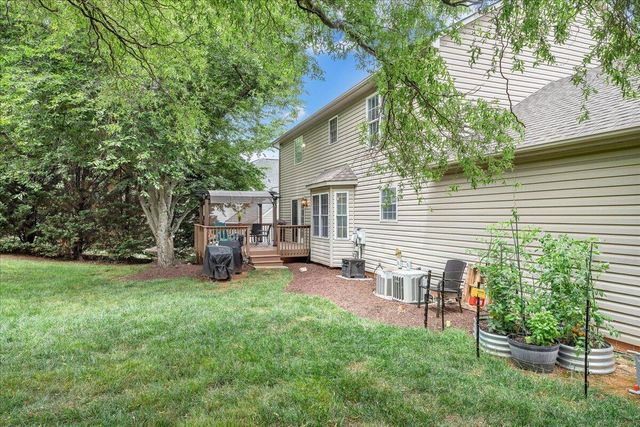 1341 Crutchfield ST, Roanoke, VA 24019