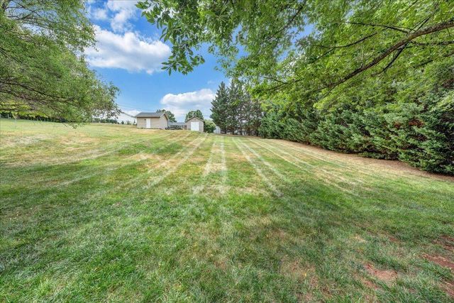 1341 Crutchfield ST, Roanoke, VA 24019