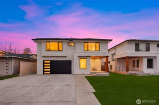 2411 SW 346th Street, Federal Way, WA 98023