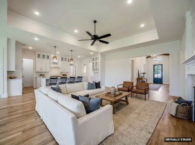 301 FAIRMOUNT, Denton, TX 76210