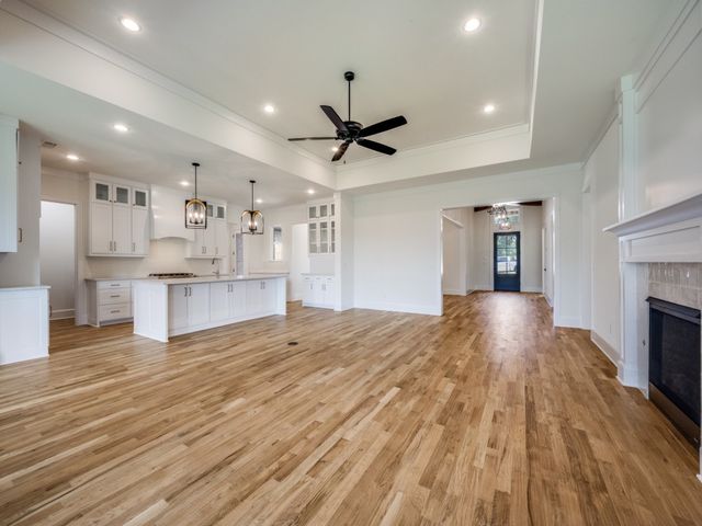301 FAIRMOUNT, Denton, TX 76210