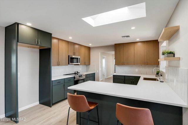 3902 S Via Del Ruisenor, Green Valley, AZ 85622