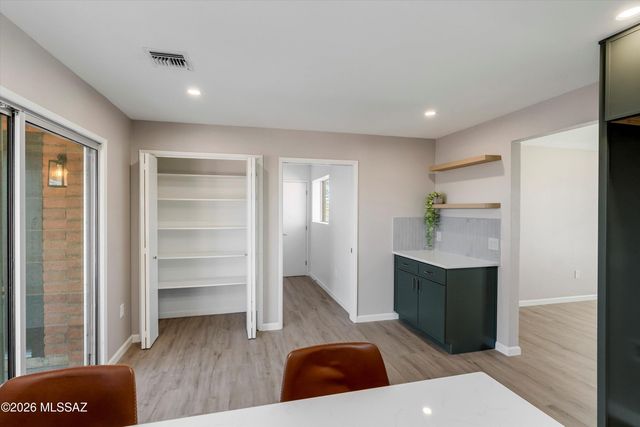 3902 S Via Del Ruisenor, Green Valley, AZ 85622